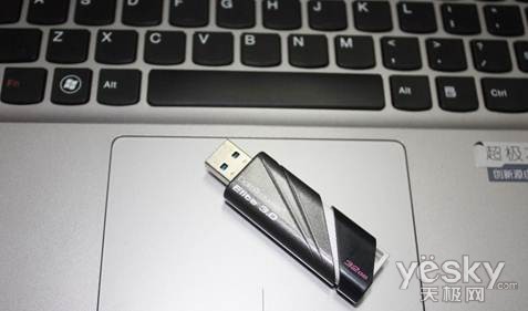 金士顿USB3.0走亲民风 DTE30高速理想之选