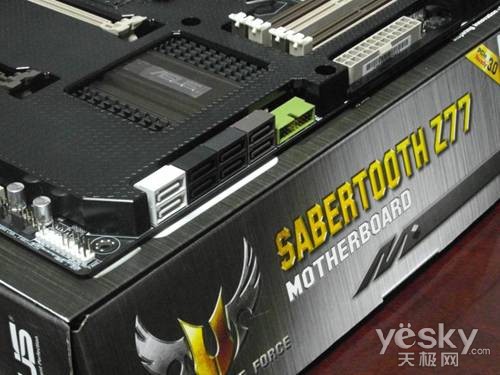 Description: F:\Business\TRENDS\ASUS Project\References\TUF Series\SABERTOOTH Z77\SAM_2214.JPG